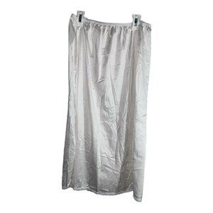 VANITY FAIR Half Slip Nylon Style 11-811 27" Elastic Waist 28" Long Side